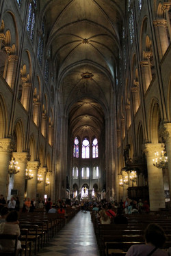 The Nave. Notre-Dame de Paris
